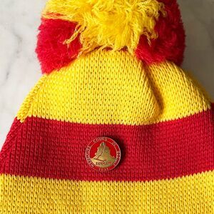 Vintage 1974 Zermatt Switzerland Ski Pin on Wool Beanie Hat Red Gold Ski Country